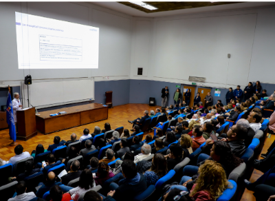 El doctor Tobar, director del HCUCH, sostuvo que "durante este año y algo más de desempeño en nuestros cargos, hemos confirmado que la mayor fortaleza de nuestro hospital está en su gente”