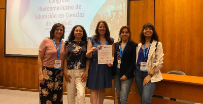 Profesoras Karen Basfi-Fer, Paola Cáceres, Evelyn Bustamante, Claudia Gacitúa y Carolina Barrera