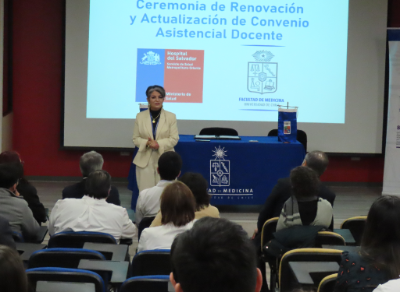 La doctora Victoria Pinto señaló que este acuerdo "vuelve a marcar un hito en la historia académica de este hospital señero, formador de grandes hombres y mujeres que podrán hacer la diferencia en la salud de este país"