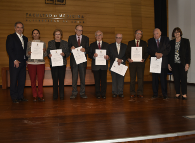 Doctores Miguel O'Ryan, Cecilia Sepúlveda, María Eugenia Pinto, Juan Pablo Jiménez, Luigi Devoto, Luis Cartier, Ítalo Braghetto, Rodolfo Armas y Rosa Devés.  