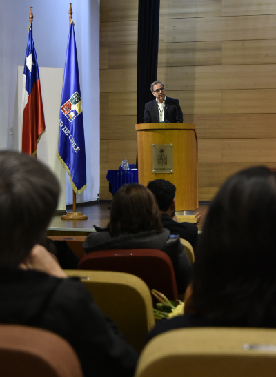 El doctor Miguel O'Ryan reconoció en todos los homenajeados a "académicos de la más alta jerarquía que han consagrado sus competencias y calidad humana a la formación de generaciones de estudiantes"