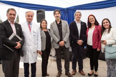 Doctores Miguel O'Ryan, Emilio Santelices, Andrea Mena, Leandro Carreño, Juan Pablo Torres, Ulrike Kemmerling y Lorena Tapia