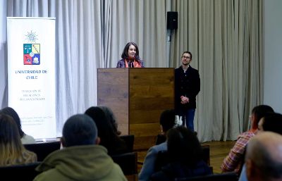 La Directora del Departamento de Pregrado, prof. Leonor Armanet, destacó que el Programa MIE "es un inicio, es modesto, son pocos cupos; pero da cuenta de que nuestra Universidad quiere efectivamente ser una institución inclusiva, con oportunidades para todas y todos”.