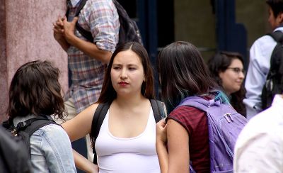 Imagen alumnas de la Universidad de Chile