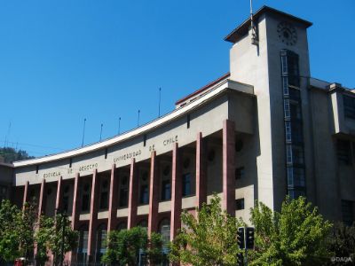 La exposición inaugura las VI Jornadas de Derecho Ambiental que se desarrollan bajo el tema de Derecho Ambiental Global, futuro y desafíos. 