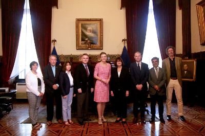 Autoridades de la Universidad de Chile se reunieron previo a la presentación del proyecto con Margrethe Vestager.