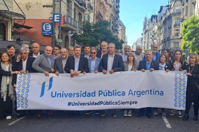 El Rector de la Universidad Nacional de Córdoba, Jhon Boretto, envió una misiva de respuesta, donde señaló que “es alentador recibir muestras de solidaridad y apoyo como la que usted nos brinda desde la Universidad de Chile”. (Foto: Universidad Nacional de Córdoba)