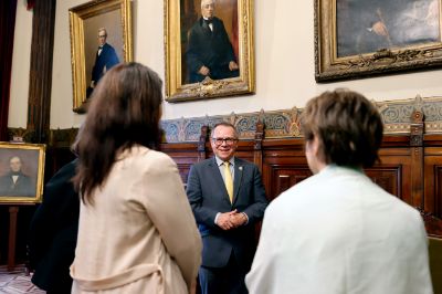 "Fui muy bien recibido y ya tenemos algunas acciones para hacer en el futuro”, comentó el embajador. Entre ellas, se habló de charlas del diplomático a estudiantes de la Universidad.