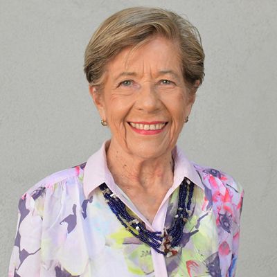 “Agradezco este gran honor y trataré de retribuirlo en la medida de mis capacidades”, aseguró la profesora Beatrice Ávalos.