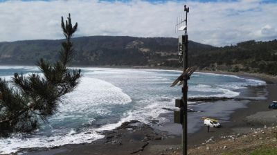 La creación del Sistema de Alerta de Tsunamis busca implementar un procedimiento de alerta, notificación de los eventuales riesgos y procesos de evacuación de tsunamis, por medio de la instalación de sirenas alrededor del borde costero. 