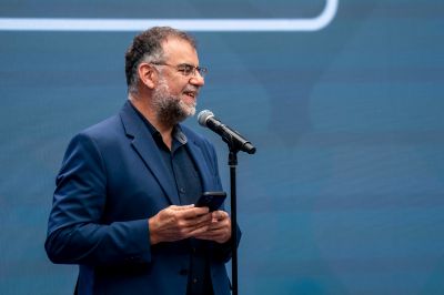 Ricardo Baeza Yates, Premio Nacional de Ciencias Aplicadas y Tecnológicas, se desempeña como académico del Departamento de Ciencias de la Computación desde hace 35 años.