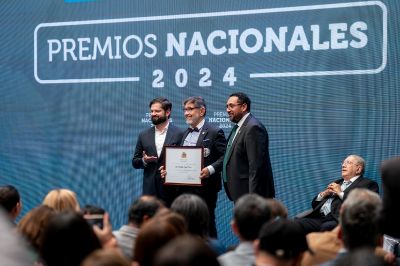 José Zagal, Premio Nacional de Ciencias Naturales, egresó de Licenciatura en Química en 1973.