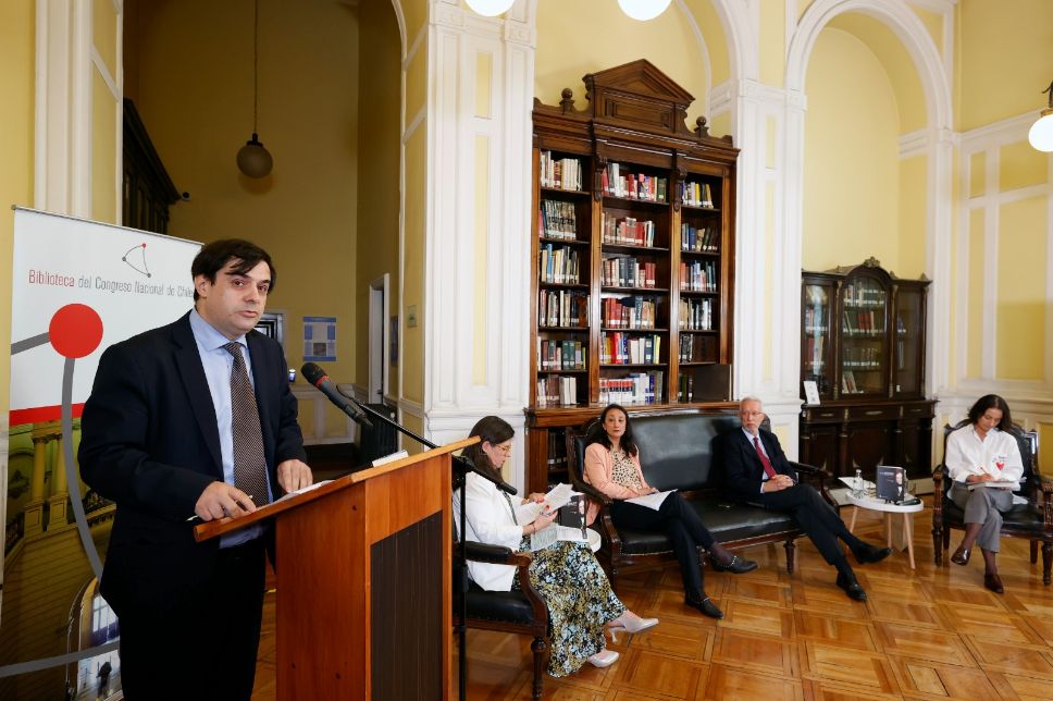 "La práctica del diálogo fundado, la persuasión y el pacto institucional siguen siendo una lección vigente para nuestros tiempos”, dijo Diego Matte, director de la BCN.