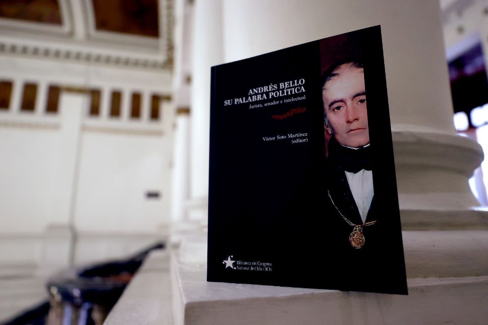 Durante el acto se presentó además el libro “Andrés Bello. Su palabra política. Jurista, senador e intelectual”, editado por la BCN, que reúne artículos originales de calificados autores que abordan tres de las múltiples facetas de Andrés Bello.