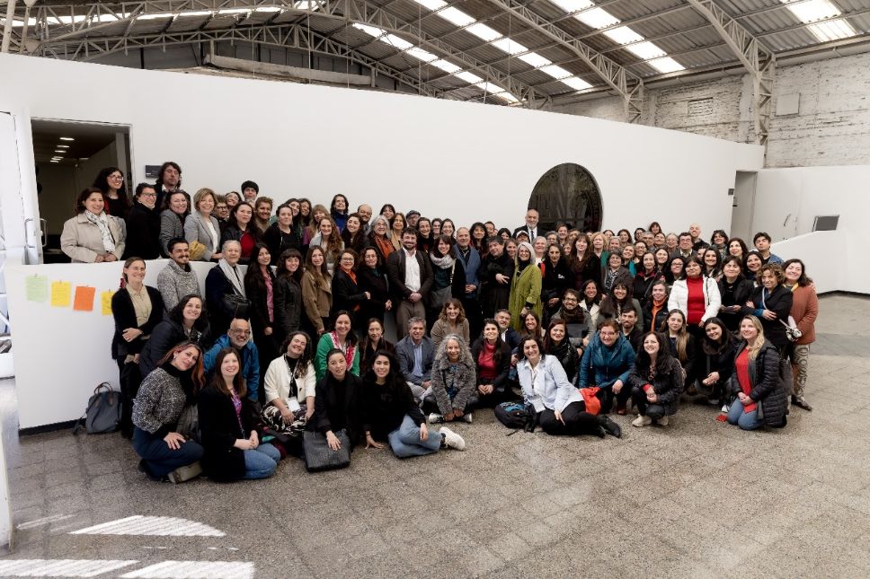 Desde octubre de 2019, el Centro Nansen ha organizado más de 500 actividades de diálogo, más de 150 talleres presenciales, además de numerosas charlas y jornadas de diálogo. 