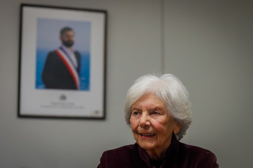 En su paso por la Universidad de Chile, Delia Vergara formó parte de las primeras generaciones de la carrera de Periodismo.