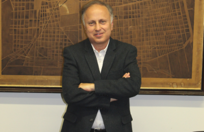 Dr. en Arquitectura y Urbanismo de la FAU, Constantino Mawromatis.