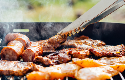 Los alimentos deben ser bien cocinados ya que pueden presentar bacterias patógenas que pueden causar enfermedades, y que en ocasiones no cambian el olor y sabor de los alimentos.