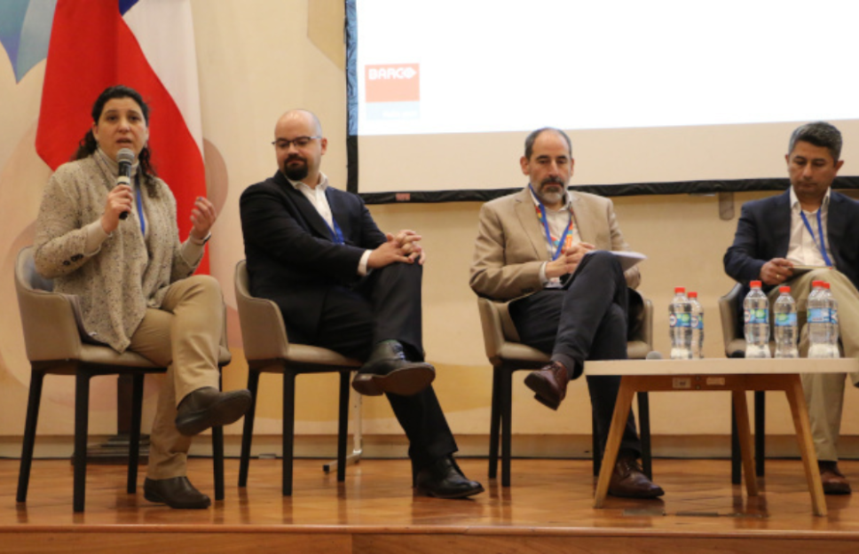De izquierda a derecha: Viviana Meruane, Joao Araujo, Felipe Lagno y Rodrigo Cortés
