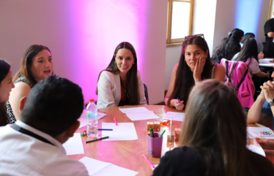 La jornada también contó con talleres didácticos, charlas inspirativas, workshop temáticos y paneles de conversación, donde resaltó la instancia sobre innovación en el sector municipal.