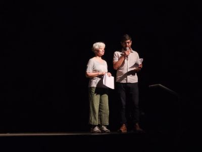 El director de Creación Artística Fernando Gaspar y la académica de la Facultad de Artes Nuri Gutés, en la inauguración de "Coreográficas". 