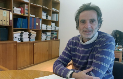 El Senador Universitario y académico de la Facultad de Ciencias, Nicolás Guilinani, es además presidente del Comité ECOS-ANID, programa de cooperación científica entre Chile y Francia.