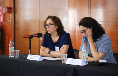 En este espacio, la directora de Innovación UCH, Anahí Urquiza, y el encargado de innovación tecnológica de la Vicerrectoría de Investigación y Desarrollo, Gaspar Morgado, abordaron las diversas estrategias y experiencias que mantiene la Casa de Bello en la materia.