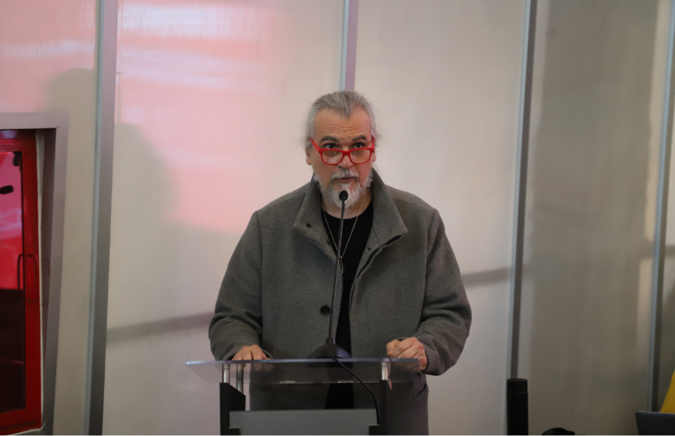 El director de la Escuela de Danza de la Universidad de Chile, José Miguel Candela.
