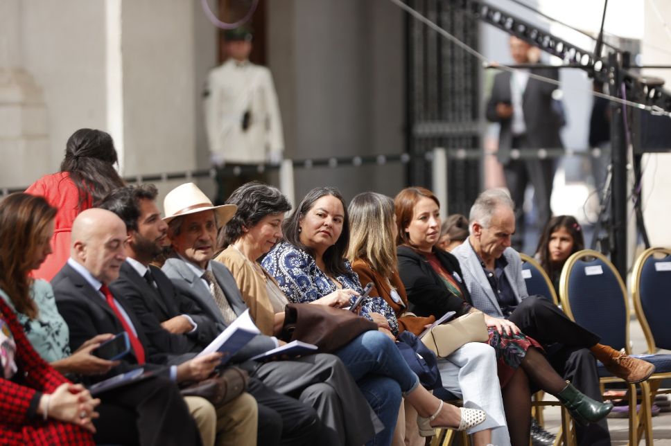 La U. de Chile es parte de la Comisión Asesora para la Conmemoración de los 80 años del Premio Nobel de Gabriela Mistral.