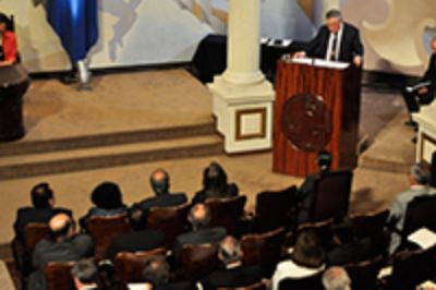 La Casa Central fue el lugar donde la Universidad de Chile realizó la Ceremonia Oficial de sus 172 años de historia.