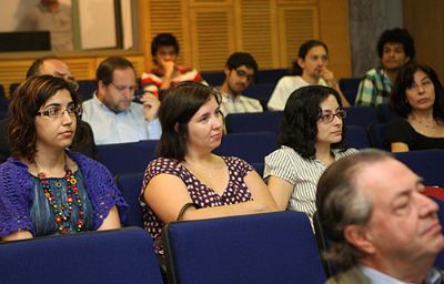 El Decano de la Facultad de Ciencias Sociales, Roberto Aceituno, ha faltado discutir académicamente el problema de la educación en Chile y en la Universidad de Chile, para levantar propuestas.