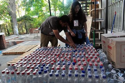 La Federación de Estudiantes de la Universidad de Chile (FECh) y la Vicerrectoría de Asuntos Estudiantiles y Comunitarios (VAEC) se encuentran coordinando diversos esfuerzos en apoyo a los afectados.