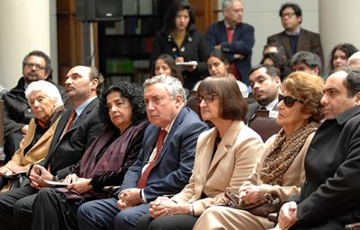 Las autoridades universitarias participaron de esta ceremonia que se realizó en el patio Domeyko de la Casa Central. 