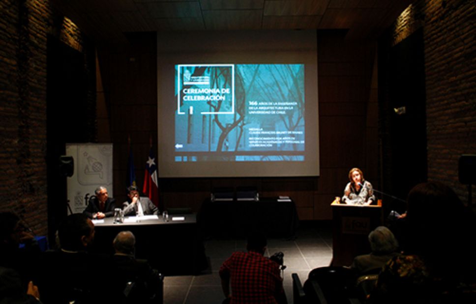 La decana Marcela Pizzi definió a los homenajeados como "modelos a seguir".