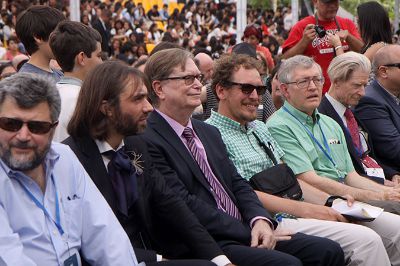 Los invitados fueron parte del encuentro "Hacer ciencias en el fin del mundo". 