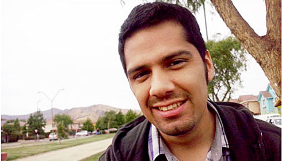 Claudio Garrido, egresado de Periodismo del ICEI y autor de "Transantiago, la ciudad indignada".