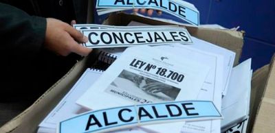 "Ni los discursos sobre la falta de formación cívica de los chilenos ni la respuesta fácil de una reforma legal para reponer el voto obligatorio parecen vías adecuadas para revertir la abstención".