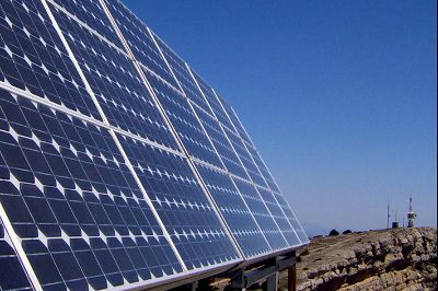 Altos índices de radiación, cielos despejados y amplios territorios para instalar los paneles fotovoltaicos, son algunas de las características de la región.