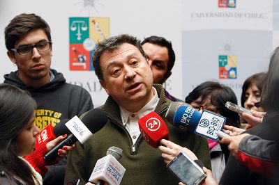 "Proponemos que las universidades estatales sean responsables de al menos un 30 por ciento de la matrícula", dijo el vicepresidente del Senado Universitario.