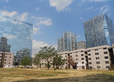 Tras el traspaso de la propiedad al Ejército, los terrenos fueron vendidos a inmobiliarias y casi todos los bloques derribados.