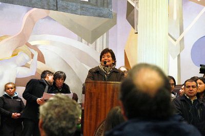 La directora del ICEI, aseguró que los tres puntos en los que se ha centrado la crítica de la comunidad, "violentan la autonomía universitaria, académica y financiera".