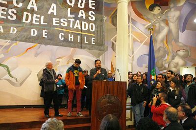 Héctor Díaz, Vicente Neira, Myriam Barahona y Daniel Andrade, presentaron las propuestas y visiones de las asociaciones gremiales.