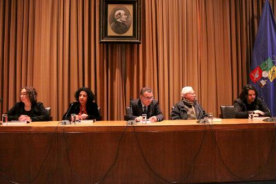 El lanzamiento de la Revista Anales "A 50 años de la Reforma Agraria" se realizó en la Sala Domeyko de la Casa Central de la U. de Chile.