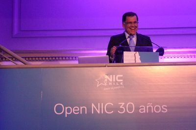 NIC Chile es un servicio prestado a la comunidad por el Departamento de Ciencias de la Computación. 