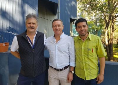 Los profesores Andrew Quest, Carlos Rovira y Vicente Torres fueron algunos de los especialistas que participaron en el simposio ¿Cancer Hot Topics¿. 