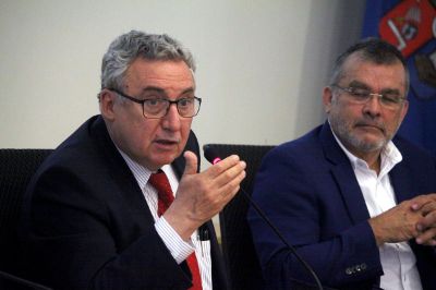 En su intervención, el Rector de la U. de Chile, Ennio Vivaldi, afirmó que el encuentro permitirá coordinar esfuerzos para la reconstrucción de un concepto de universidad publica en toda la región.