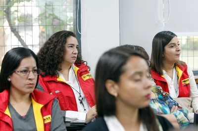 Representantes de seis municipalidades de la Región Metropolitana participaron de la jornada de capacitación realizada este martes 14 de marzo en la Clínica Psiquiátrica Universitaria.