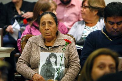 La ceremonia también contó con la presencia de la Agrupación de Familiares de Ejecutados Políticos (AFEP) y la Agrupación de Familiares de Detenidos Desaparecidos.