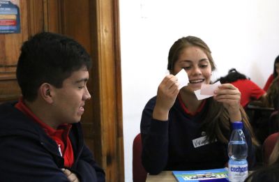 En los talleres los jóvenes se relacionan con estudiantes de todos los liceos.