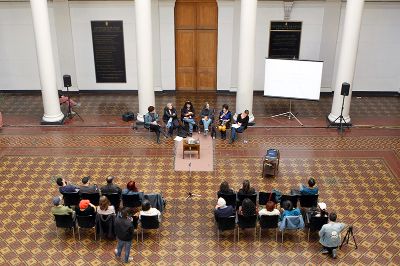 El FIP se realizó en la Casa Central de la U. de Chile el miércoles 4 y jueves 5 de mayo.